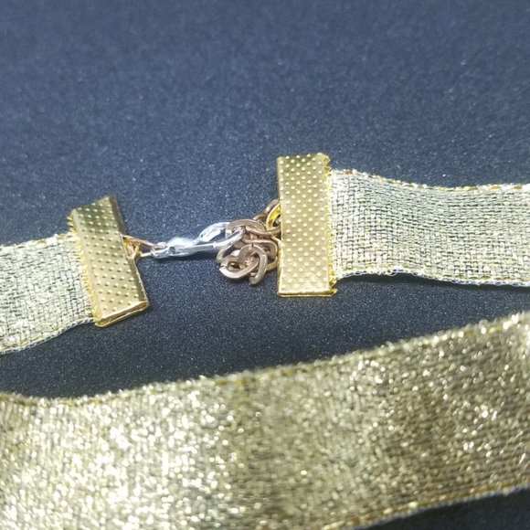 Gold Saturn Resin Charm Choker - Picture 5 of 5